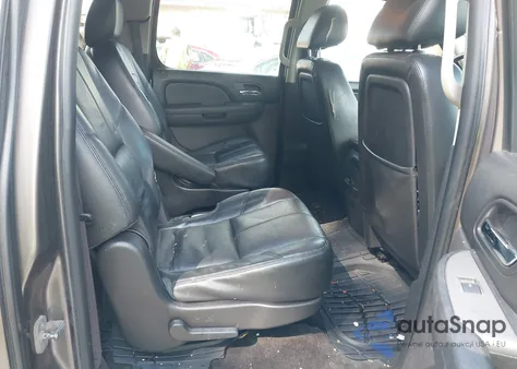 2012 Chevrolet Suburban 1500 Lt from USA, damaged, VIN 1GNSKJE74CR221767